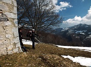 Salita primaverile sulla neve da Avolasio ( 1050 m.) alla SELLA (1450 m.) il 10 aprile 2013  - FOTOGALLERY